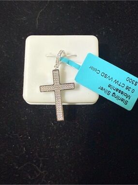 New Sterling Silver Moissanite Cross Necklace